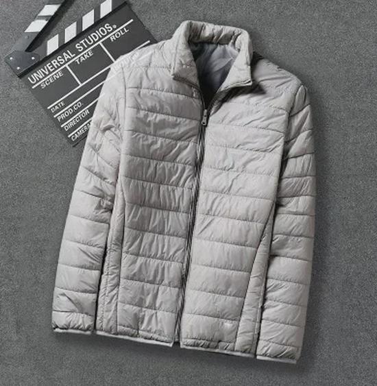 Мужская легкая хлопковая куртка с капюшоном — теплая, модная, короткая, повседневная и портативная с воротником-стойкой для осени и зимы