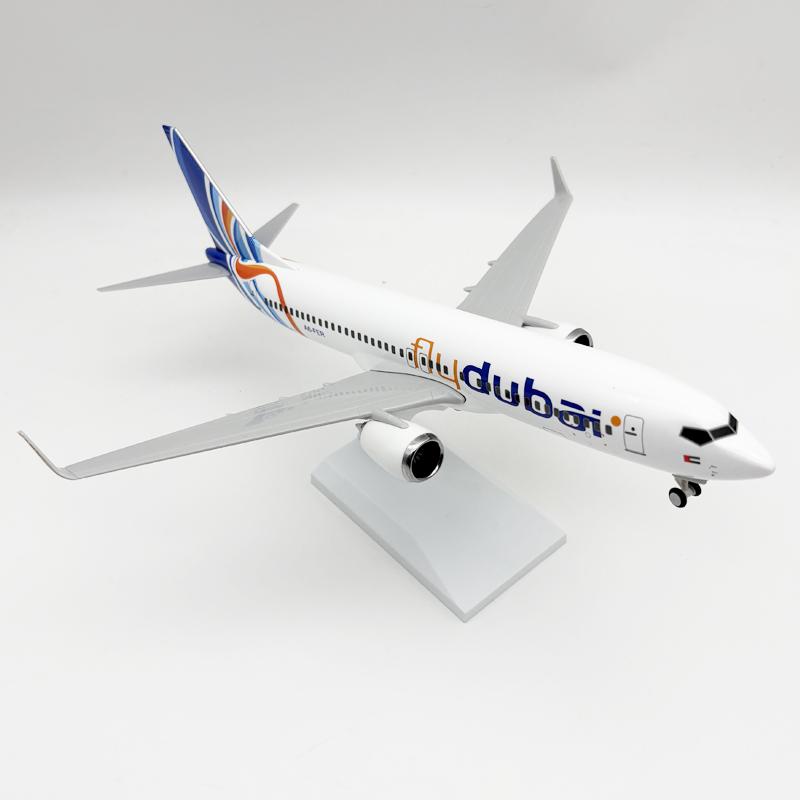 Модель Самолета B737 Самолет 30см Dubai Airways Литье под давлением Смола 747 Самолет С Подставкой Домашний Декор Украшение Дисплей
