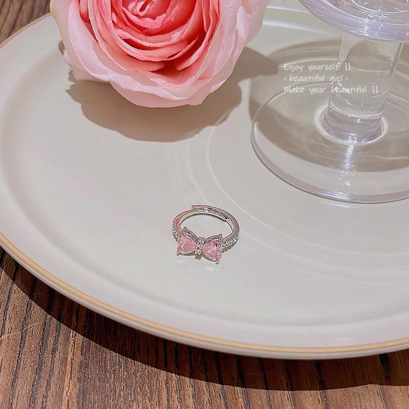 Шикарное регулируемое кольцо с розовым цирконием и бабочкой - корейский легкий роскошный стиль