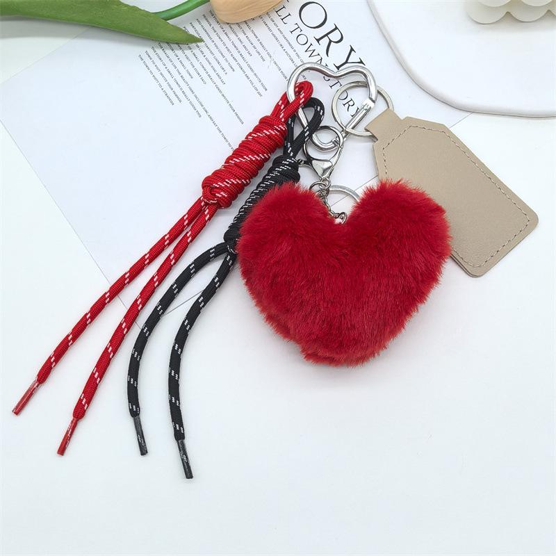 Plush Heart-Shaped Mobile Phone Lanyard, Plush Heart-Shaped Pendant, Bag Pendant, Heart-Shaped Keychain Accessory