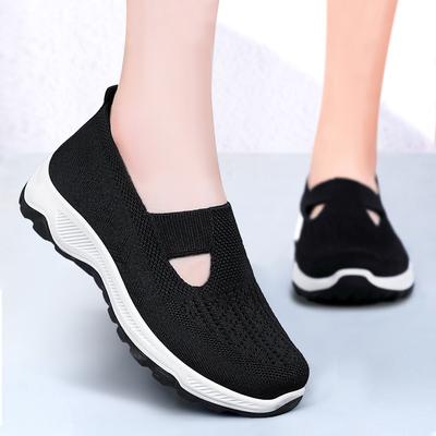 Туфли женские новые повседневные туфли мягкая подошва дышащая обувь для мам старые пекинские тканевые туфли с мелким горлом простые одинарные туфли