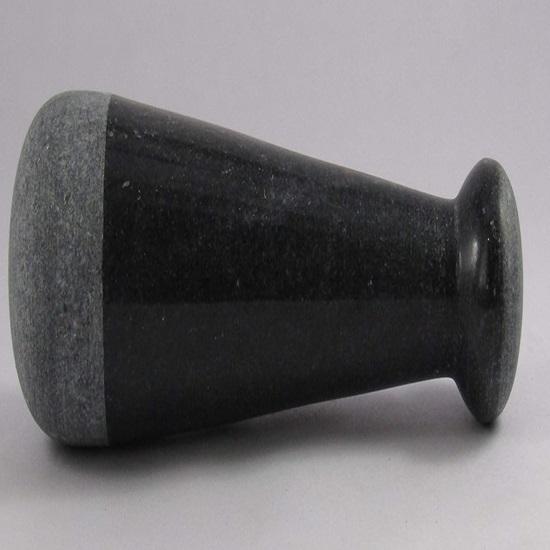 Мельница из натурального камня с пестиком-ступкой для специй, приправ, пасты гуакамоле