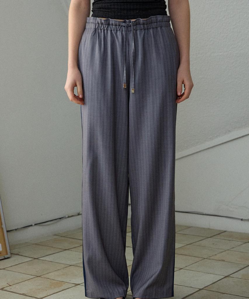 WIOE Sporty Side-Lined Track Pants_Grey