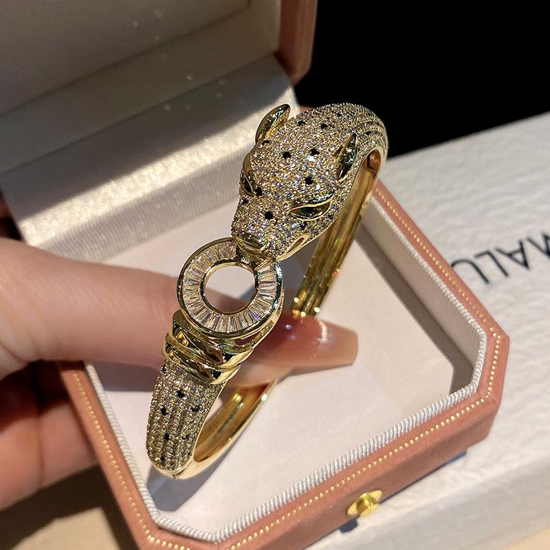 Европейский и американский новый модный классический атмосферный браслет, классический стиль браслета-змеи