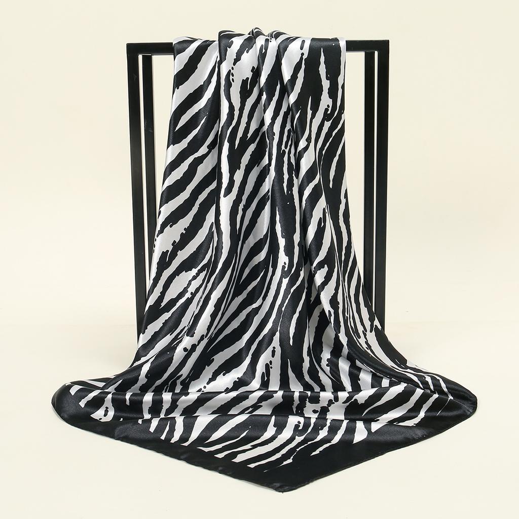 90x90cm Leopard Print Square Scarf Women's Hijab Head Wrap Scarf Shawl Neck Kerchief Head Bands Foulard Female Scarfs