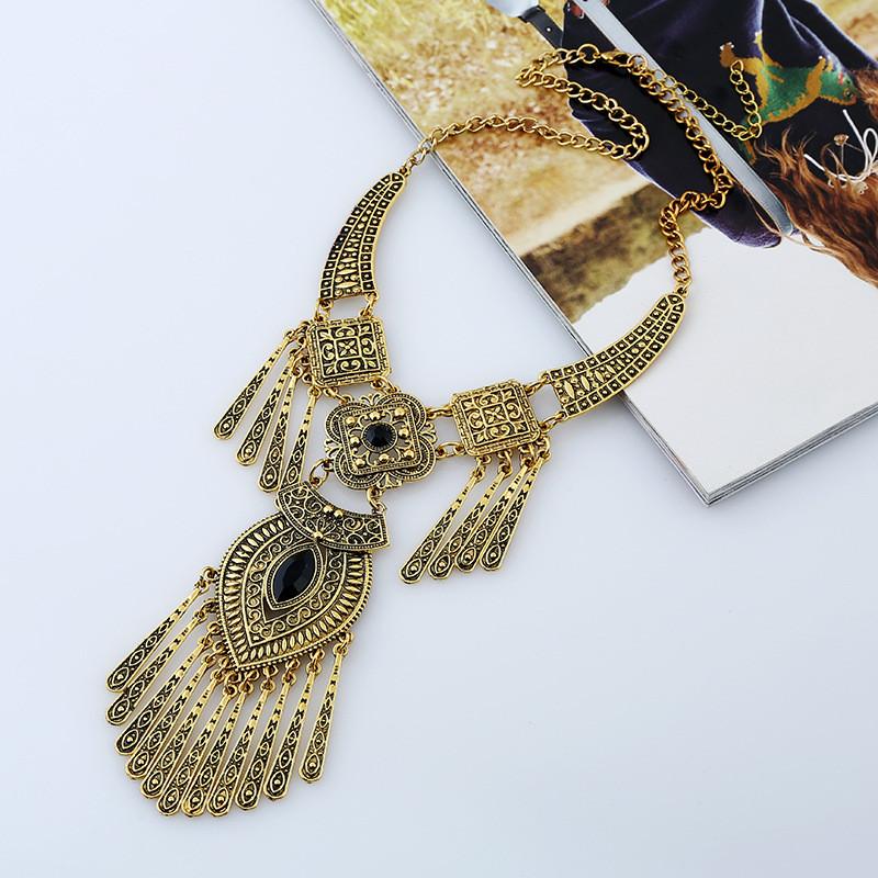 Ethnic Style Simulation Gemstone Decoration Women Necklace With Tassel Design For Spring Trend Followers
