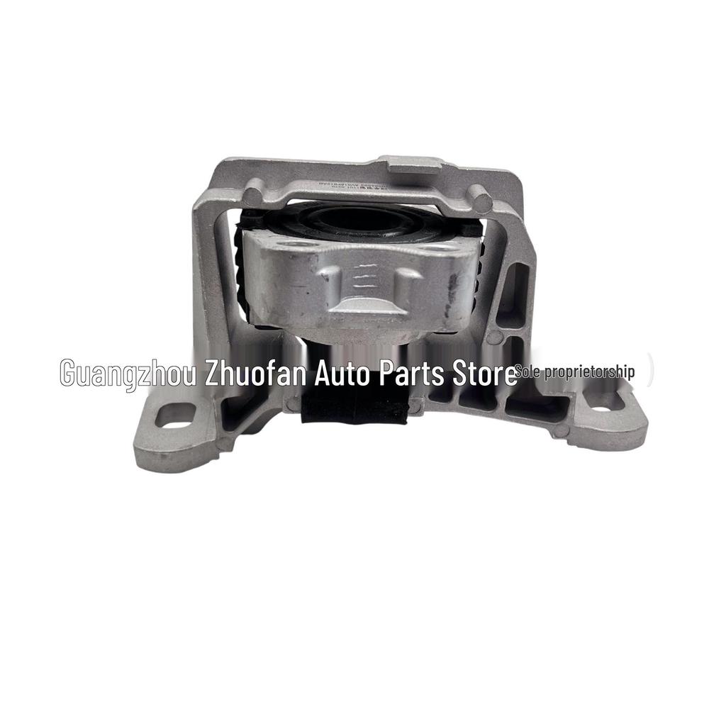 AV616F012AA, 7M517M121NA и 3M516P082AE совместимы с опорами двигателя Ford Focus MK2.