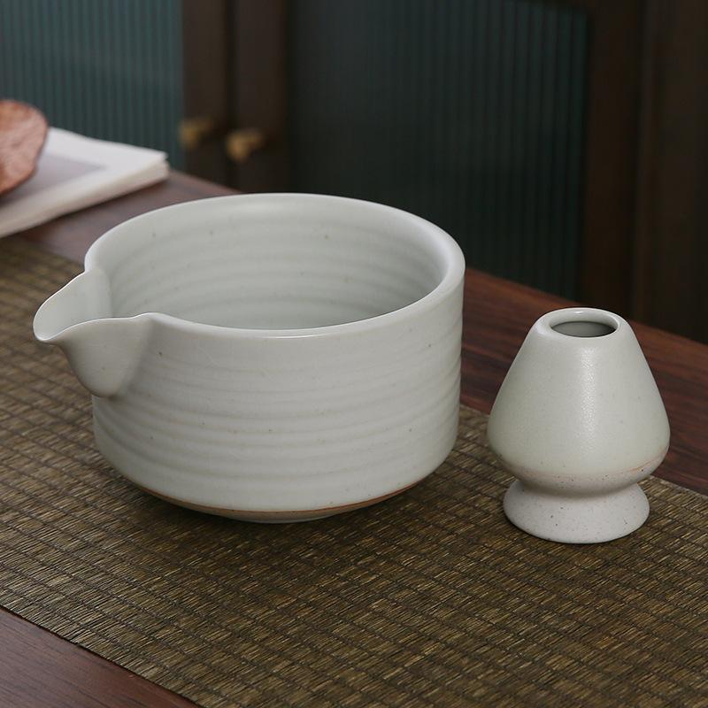 2PCS New Ceramic Matcha Bowl Set With Pouring Spout Reusable Tea Whisk Holder Food Grade Handmade Japanese Green Tea Bowl