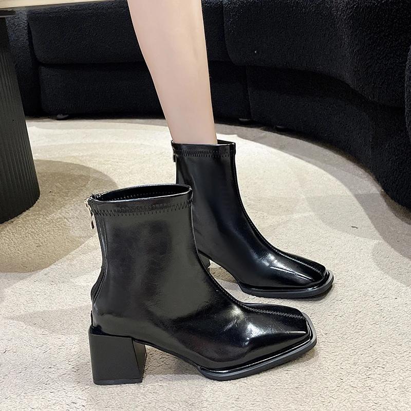 Мода 2024 года, новые осенние женские сапоги из тонкой эластичной кожи с низким бочонком, квадратная застежка-молния сзади, британская мода, короткие сапоги для женщин
