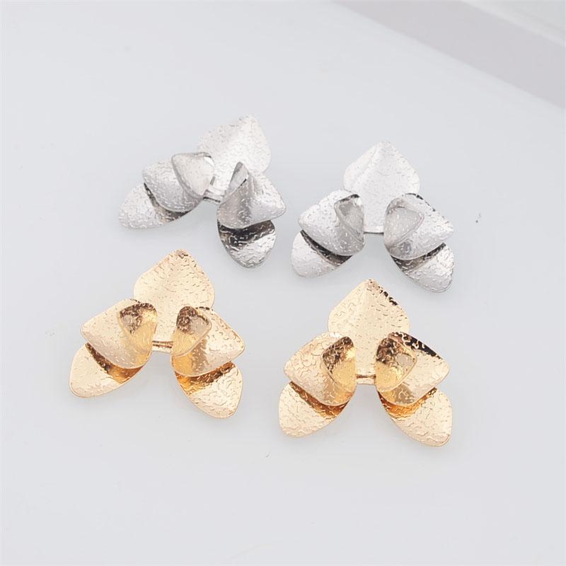 Трехслойные серьги-пусеты в виде цветка-треугольника для женщин, складной цветочный дизайн, золотистый цвет, серебристый цвет, лепестки, металл, геометрические женские серьги