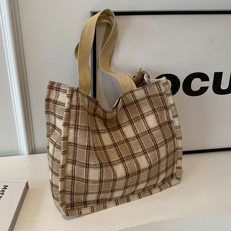 Осенне-зимняя ретро-сумка из шерсти для женщин, новая корейская сумка-тоут, универсальная повседневная сумка большой вместимости на одно плечо для поездок на работу