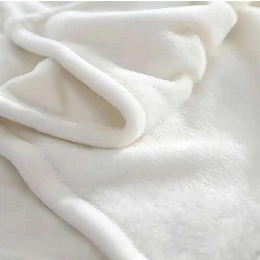 Halloween Horror Movie Poster Blanket Perfect All Seasons Soft Comfortable Sofa Office Nap Travel Festive Gift