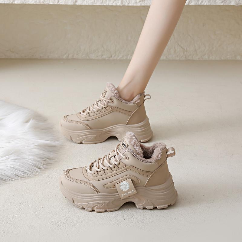 CRLAYDK Зимние массивные кроссовки для женщин на платформе до щиколотки с меховой подкладкой Теплые спортивные туфли на танкетке из кожи для ходьбы Модные теннисные туфли
