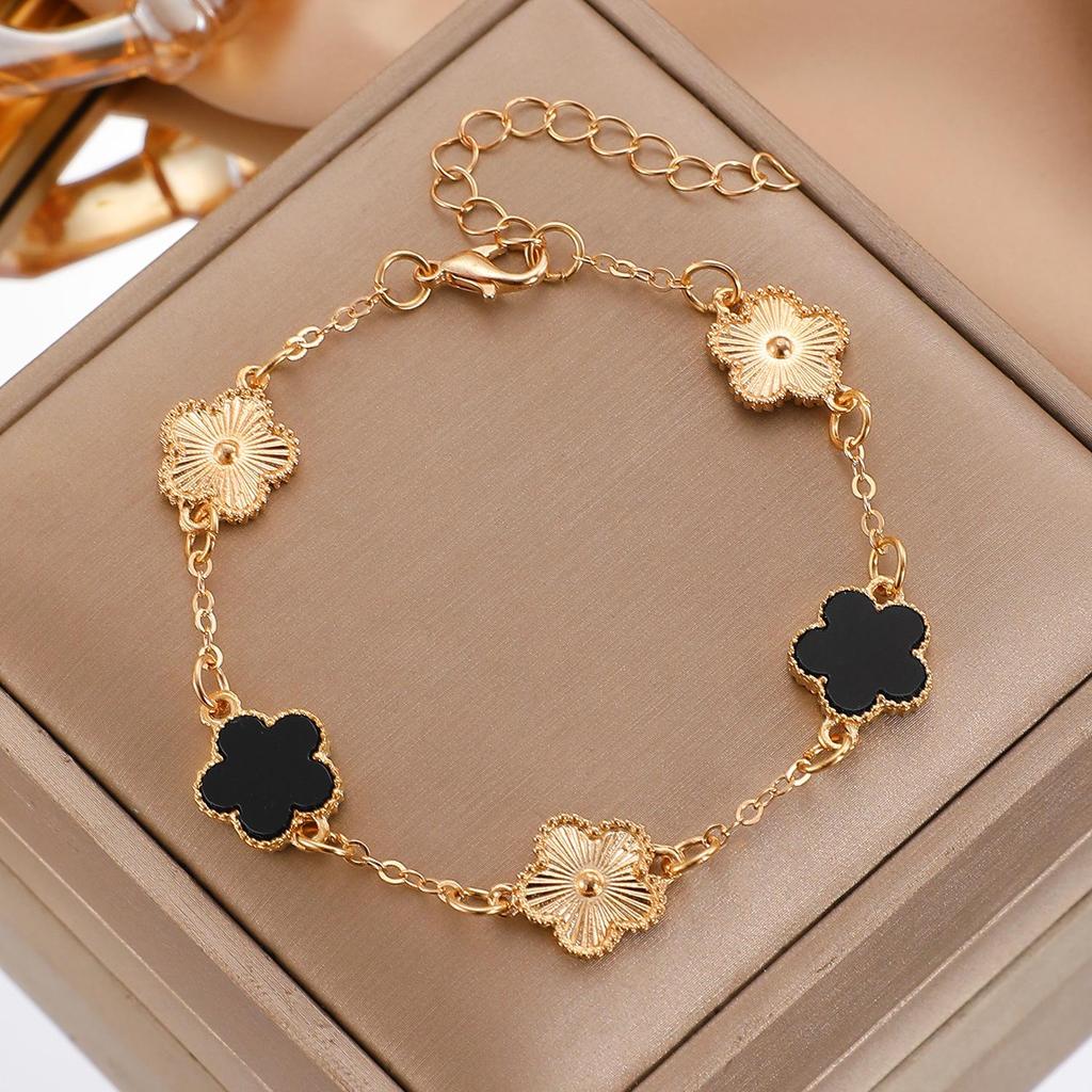 Европейский и американский хит продаж, комплект украшений Lucky Clover: Браслет из пяти листьев, серьги, ожерелье и кольцо для женщин