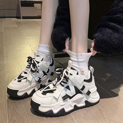 Женская обувь – Кроссовки