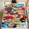 Фланелевое одеяло с принтом персонажей One Piece, Высококачественное, Удобное для всех сезонов, Декор для дома, Тепло и уют, Идеально для рождественских подарков