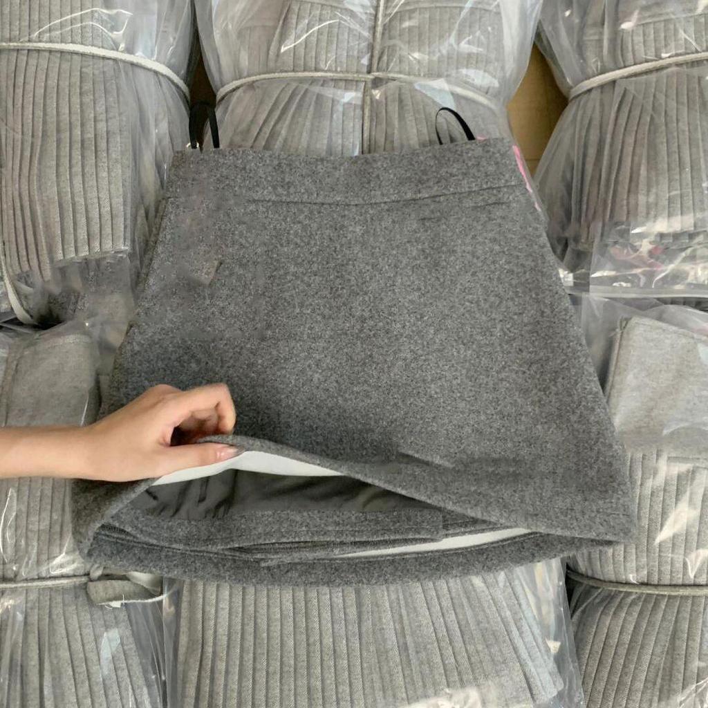 Korean Style Gray Wool High-Waist Skirt with Elastic Waistband - Versatile, Slimming, Bodycon Design