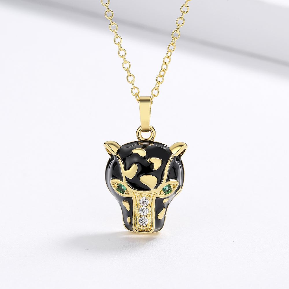 Personality Creative Unique Leopard Black Necklace Pendant Female Green Spinel White Cz Animal Avantgarde Fine Jewelry Hand Enamel Birthday Gift
