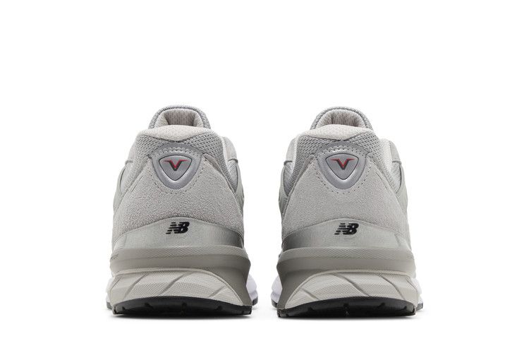 Мужские кроссовки New Balance 990v5 Серые