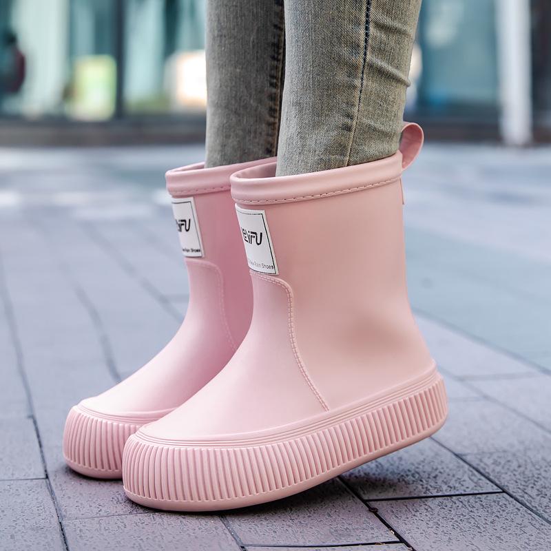 Модные женские водонепроницаемые резиновые сапоги 2024 года — нескользящие, удобные и прочные для кемпинга