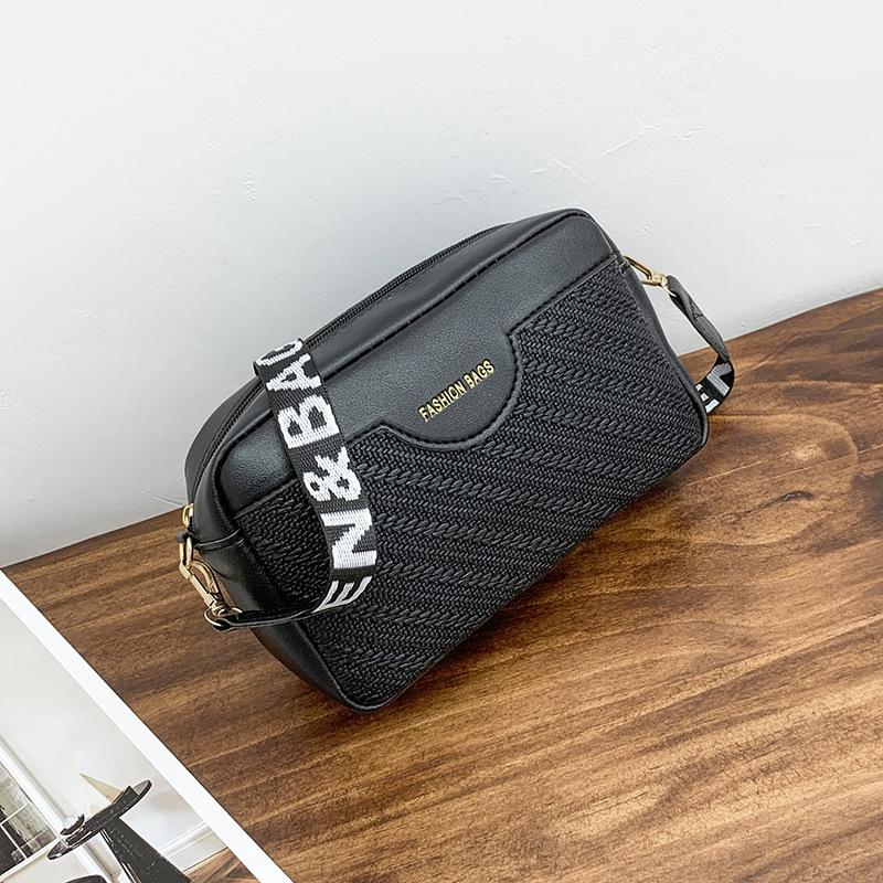 Niche Ladies' Bag Embossed Trendy Crossbody Bag Printed High End New Camera Bag