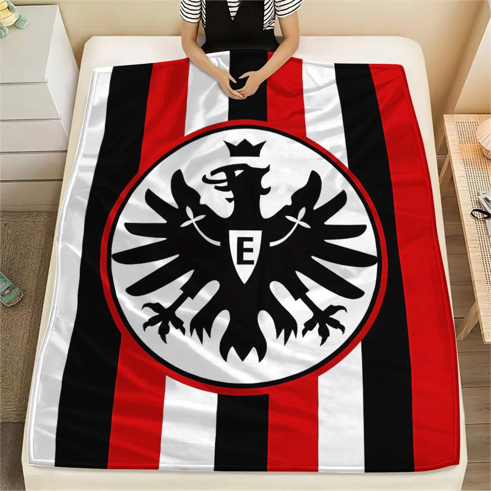 1 шт. Фланелевое одеяло с принтом футбольного клуба «Айнтрахт», Высококачественное, Для всех сезонов, Декор для дома, Тепло и уют, Идеально для рождественских подарков