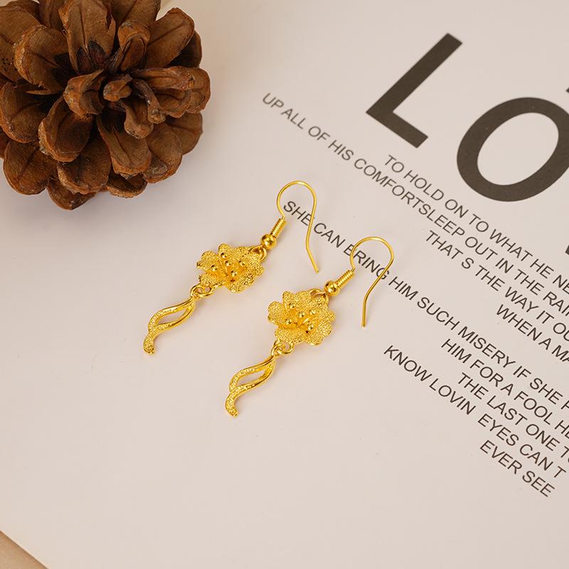 Высококачественные серьги с имитацией песочного золота: Долговечный дизайн кисточек для женщин, трансграничные медные аксессуары