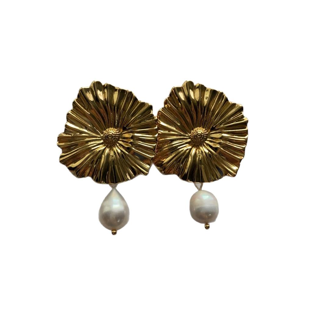 Серьги-пусеты с ромашками нишевого дизайна, женские, ретро, неправильной формы, легкая роскошь, серьги-подвески с цветком и жемчугом, ушные украшения