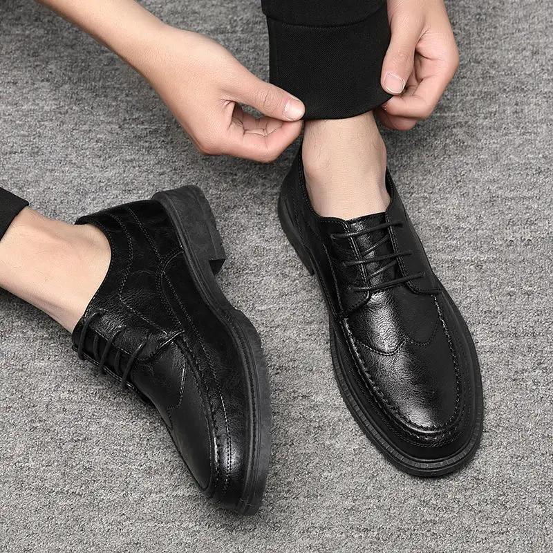 Black Social Shoe for Men Round Toe Leather Casual Dress Shoes Man High Quality Fashion Business Gentleman 2024 Style Footwear