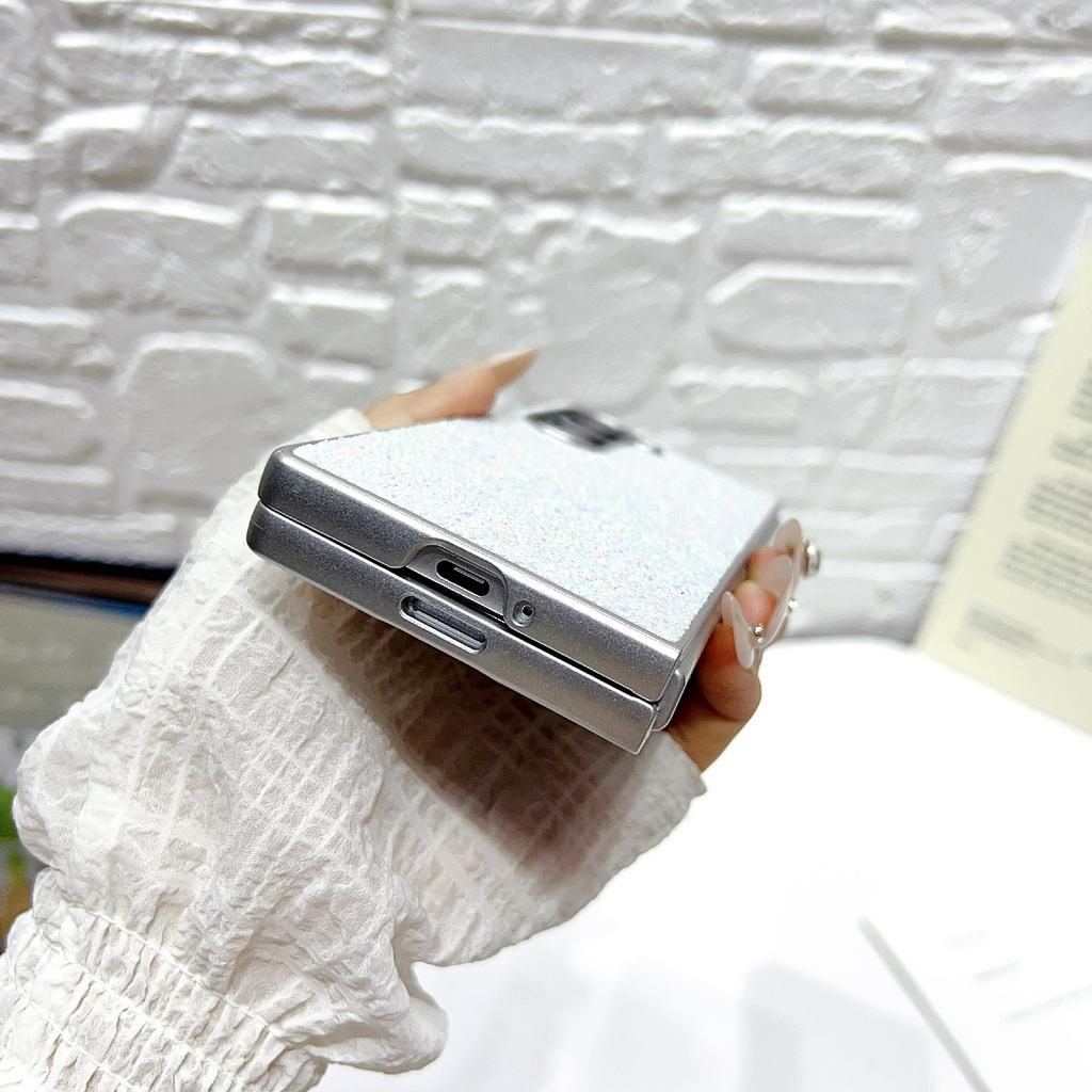 Чехол для Samsung Galaxy Z Fold7 5G, прорезиненный серебристый край, жесткая ПК-накладка для телефона с фантомным блеском