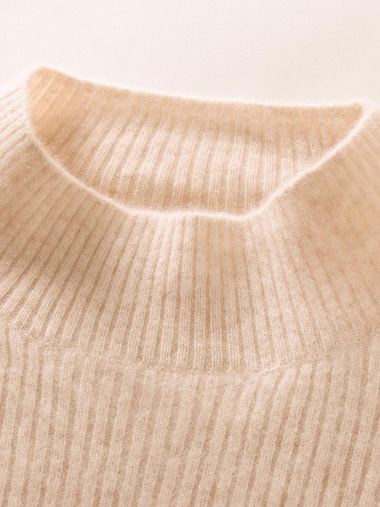 Women's High-End Cashmere Pullover: Autumn/Winter Half-High Neck, Seamless Short Wool Knit Sweater