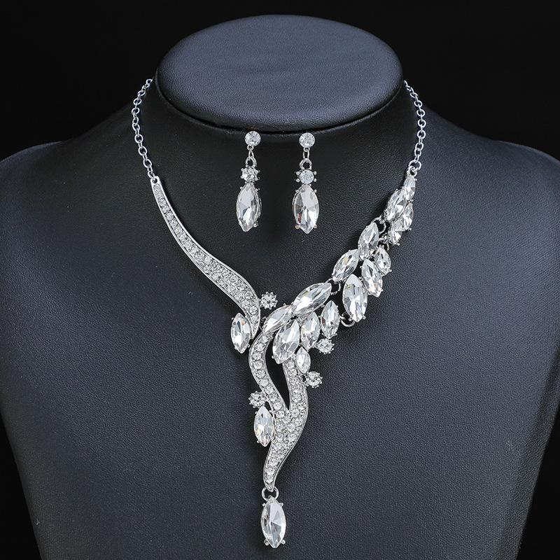 Necklace Earrings Two-Piece Bridal Wedding Accessories Vintage Haute Design Jewelry
