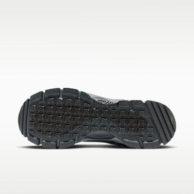 Nike Zoom Vomero 5 Roam Металлический Платиновый
