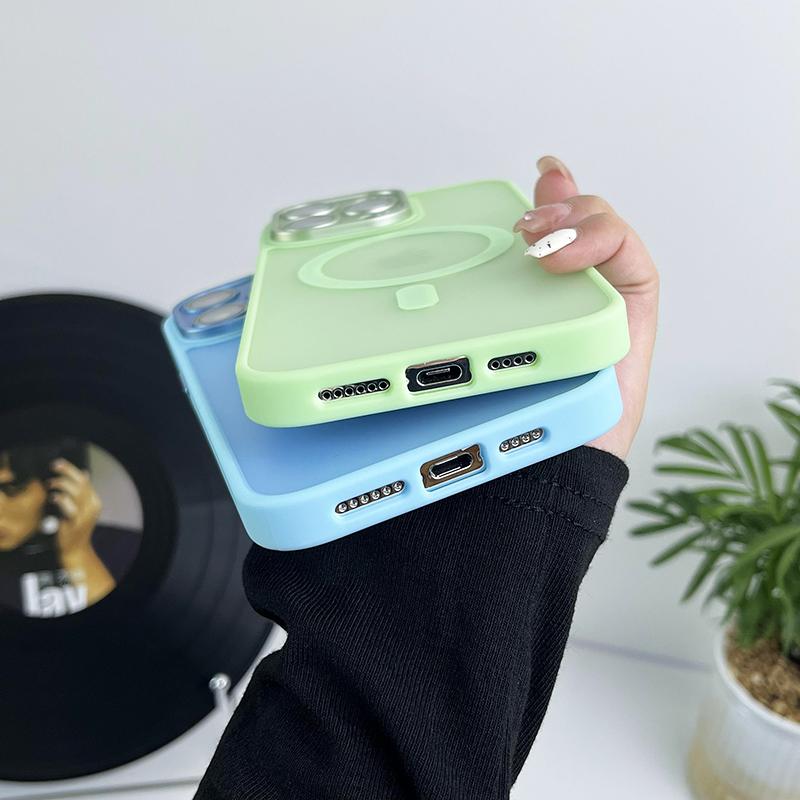 Матовый магнитный прозрачный ультратонкий чехол для iPhone 11 12 13 14 15 16 Pro Max с беспроводной зарядкой Magsafe и пленкой для объектива