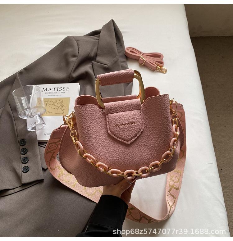 Foreign Order High-end Portable Bucket Bag Women's 2025 New Wide Shoulder Strap Versatile Shoulder Bag Fashion Messenger Bag