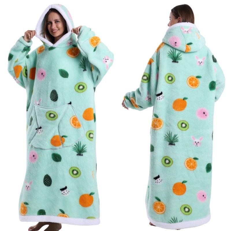 Autumn and Winter Sports and Leisure Warm TV Blanket Senior Women's Plush Comfortable Soft Bathrobe Warm Fluffy Robe