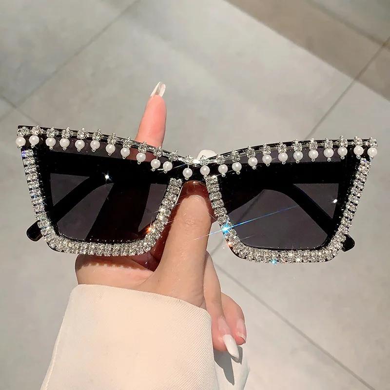 Brand Designer Luxury Diamond Pearl Cat Eye Sunglasses Women For Female Fashion Vintage Sun Glasses Punk Crystal Shades Uv400
