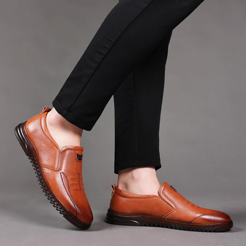 Мода Мужская Мода Обувь на Мягкой Подошве Роскошная Формальная Кожаная Обувь Мужчины Дышащие Лоферы Слипоны Черные Водительские Мужские Туфли Zapatos Homme