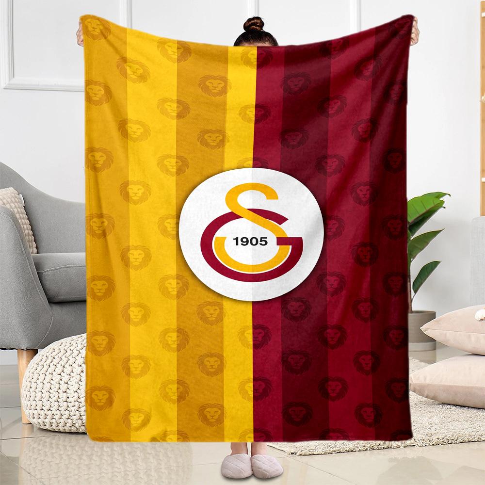 Galatasaray 108 Blanket Warmthful Decor Suitable for Picnics Chair Seaside All-Season Use Modern Ideal Gift for Friends Family Couples Picnic