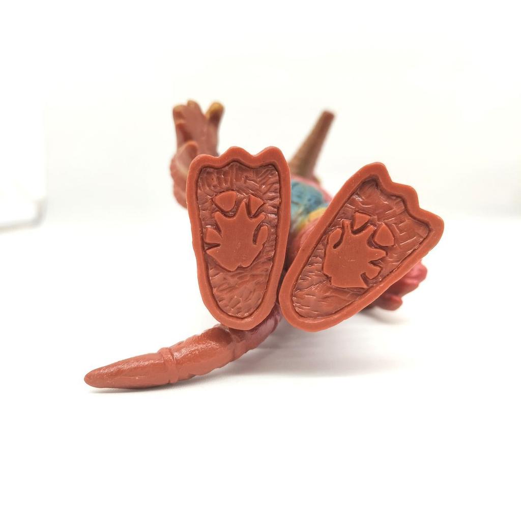 Подержанный Poppy Hippolito Серия Инопланетный Король Саурус