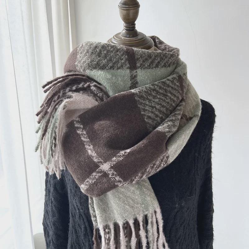Korean Style Plaid Cashmere-Like Tassel Scarf for Women - Warm, Thick, and Ideal for Autumn and Winter