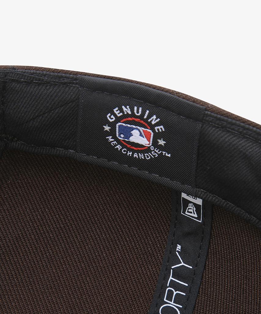 New Era МЛБ Нью-Йорк Янкис Базовая бейсболка Bunt Wood 15131674