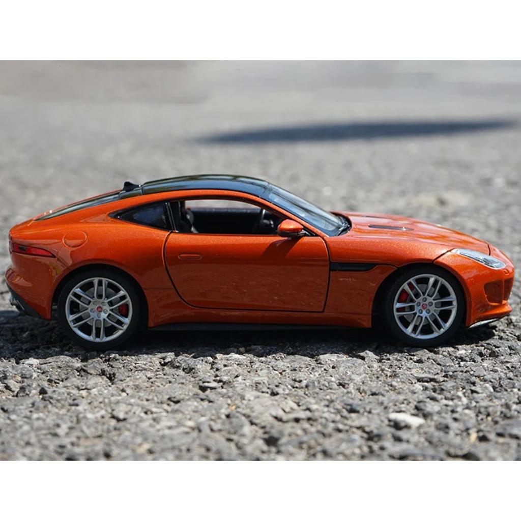 Welly 1/24 JAGUAR F-Type Купе Сплав Машинки Литые и Игрушечные Транспортные Средства Модель Автомобиля Миниатюрная Масштабная Модель Автомобиля Игрушка для Детей