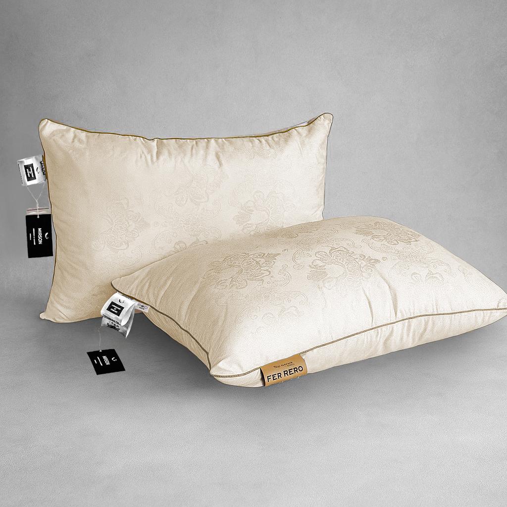 Polyester (Anti-Allergen) Pillow Vanilla №15-32 100% cotton, 100% polyester filling. Medium.