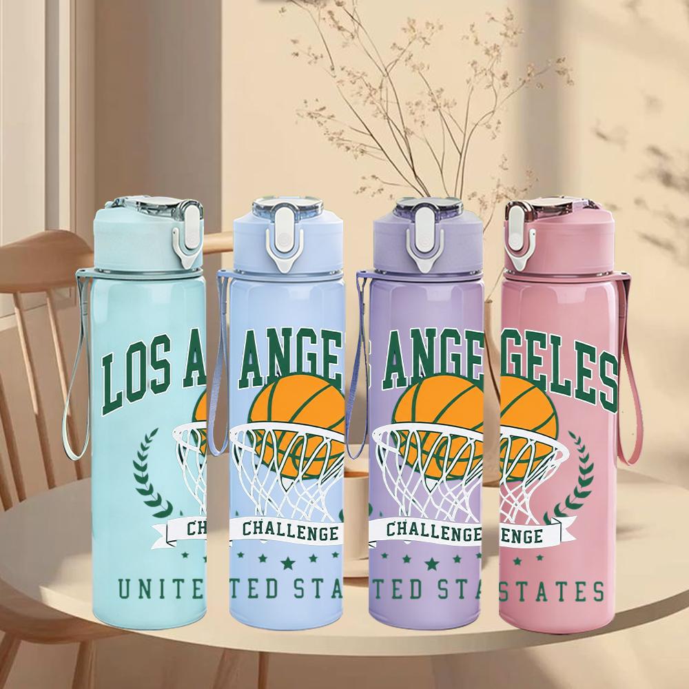 1PC Los Angeles Basketball Emblem 750ml Color Plastic Water Bottle Leakproof Flip Straw Lid For Sports Office Home Use