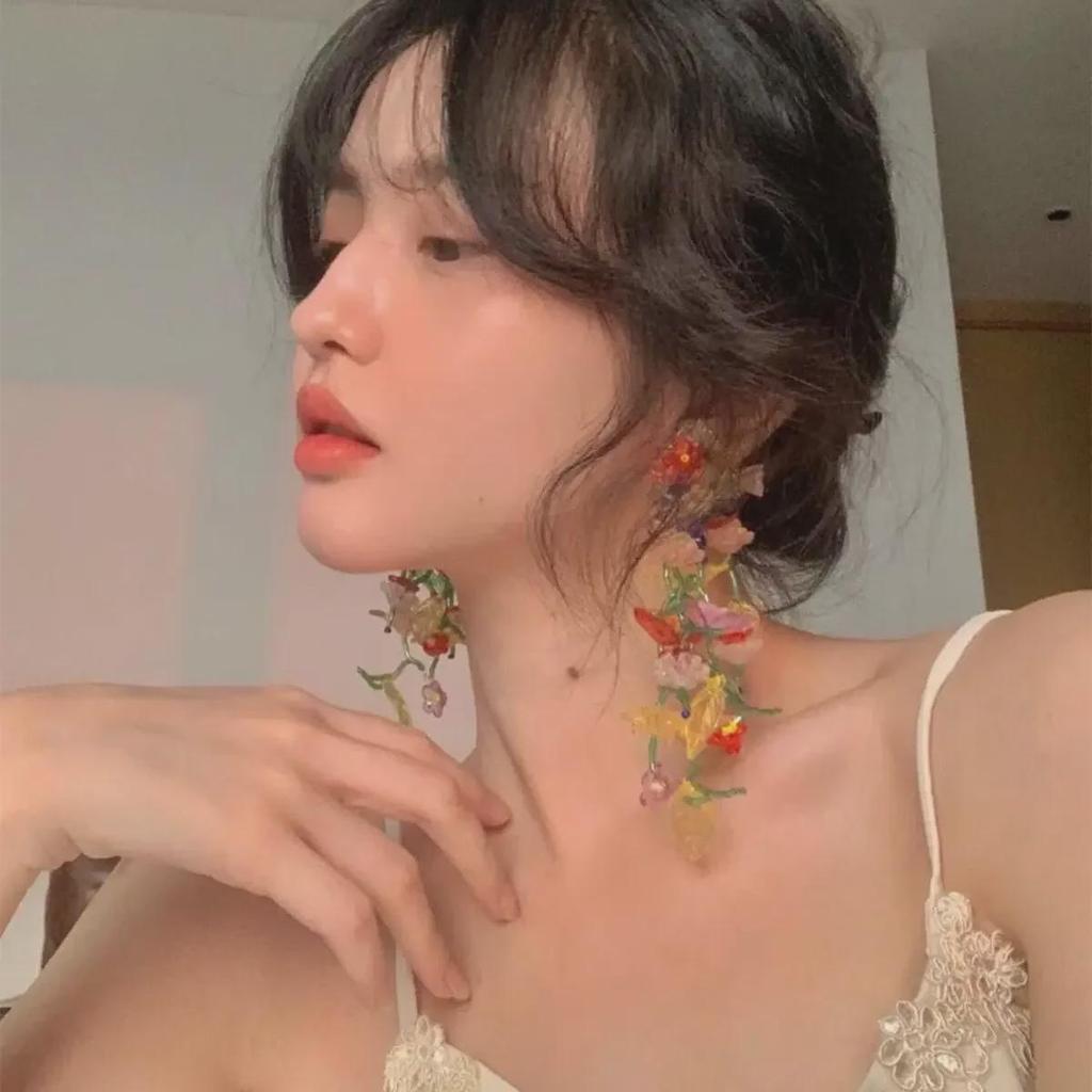 Персонализированные серьги ручной работы с цветочным узором и бусинами для женщин — весенне-летний дизайн с длинными листьями