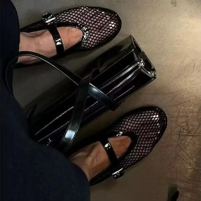 Модные сетчатые черные балетки женские летние новые плоские полые сетчатые дышащие одинарные туфли сетчатые туфли сандалии Мэри Джейн