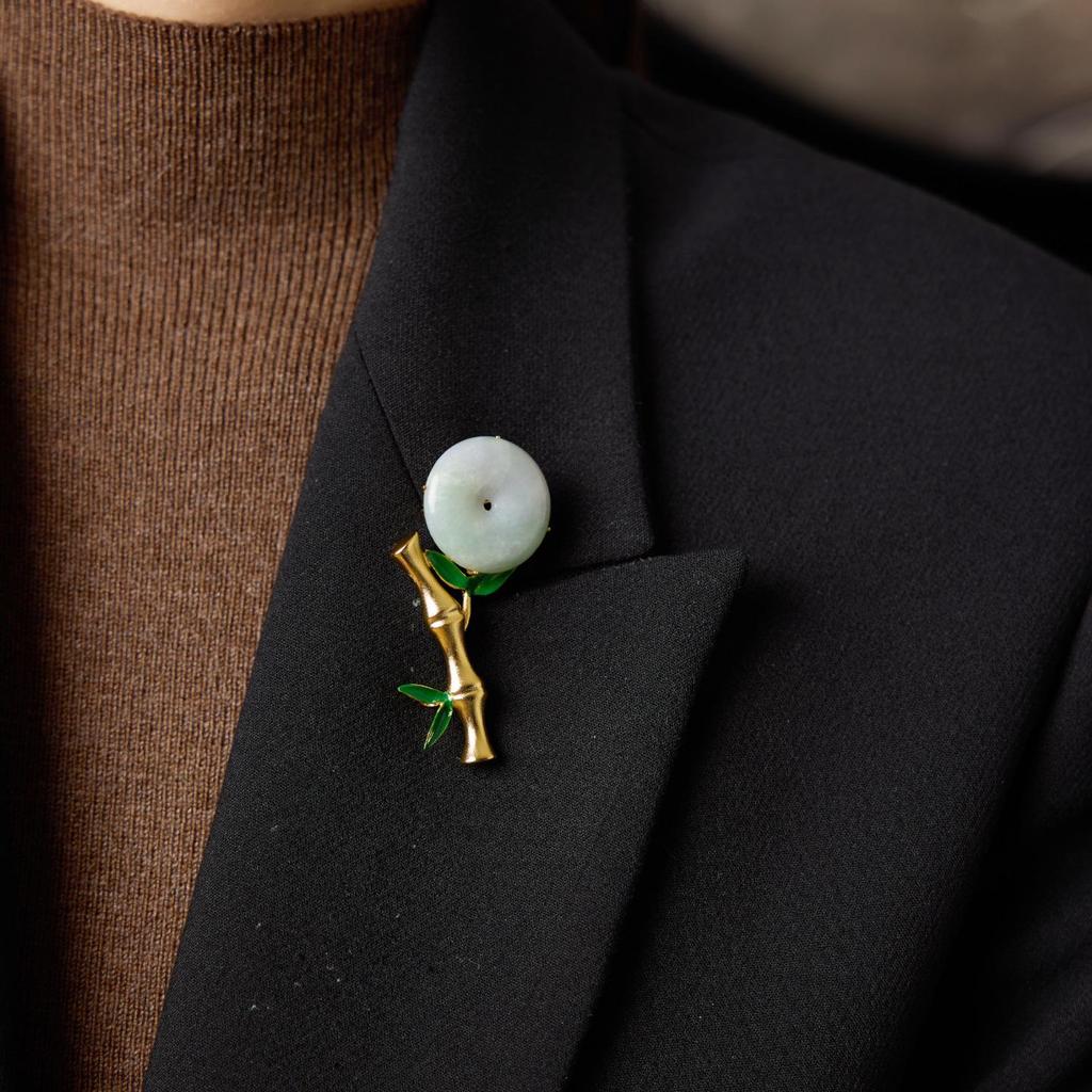 Брошь в стиле бамбука из натурального нефрита и серебра 925 пробы - Ретро-аксессуар для ципао, подарок