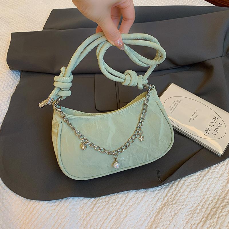 Niche Design Exquisite Bag Summer New Pearl Chain Underarm Bag Fashionable One-shoulder Crossbody Crescent Bag