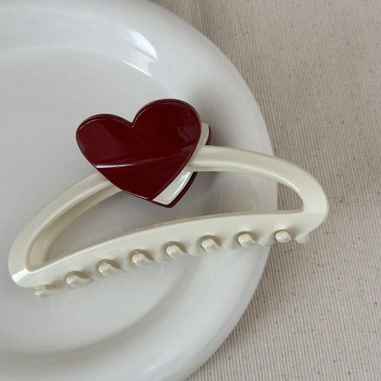 Hair Claw, Heart Design Hair Clip for Women, Stable Grip Back Head Hair Claw for Various Hairstyles Daily Wear Special Occasions